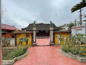 Den tho cu Thai Ba Du